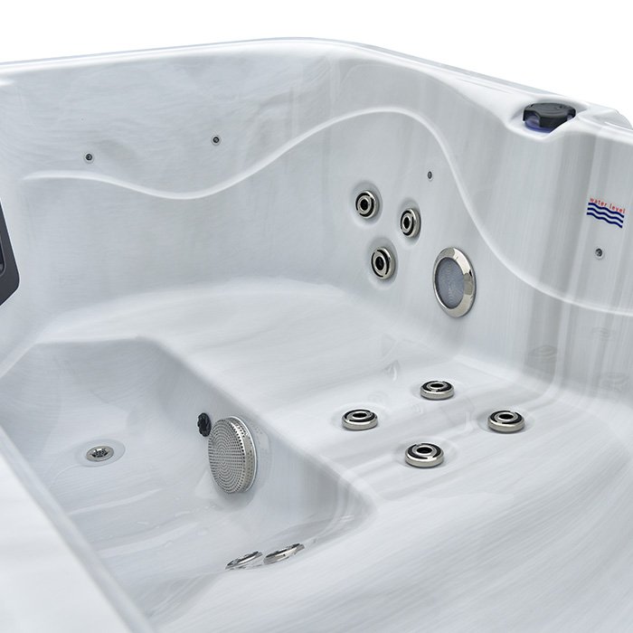 Dual Lounger+ 3 Seater Hot Tub (2m x 1.25m) 13amp / 32amp 7 Dual Plus 2 Seater Hot Tub Jets