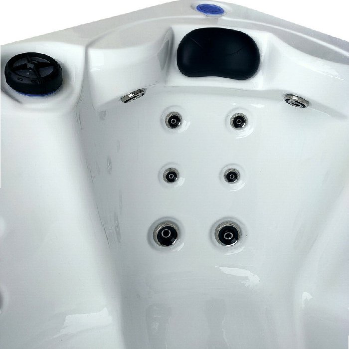 Trident Hot Tub 13AMP Plug and Play 5 seater 2000 x 2000 x 900mm 11 Trident Hot Tub 13AMP Plug and Play 5 seater 2000 x 2000 x 900mm - Image 11