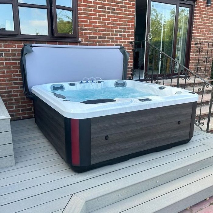 Palm Spas Cosmo Luxury Hot Tub 6 Seat With Lounger Hot Tub 7 Palm Spas Cosmo Luxury Hot Tub 6 Seat With Lounger Hot Tub - Image 7